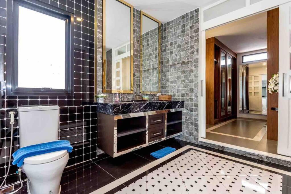 Nong Prue 3Bd Pool Villa Pattaya With Sauna - Exquisite Pool Villa B מראה חיצוני תמונה